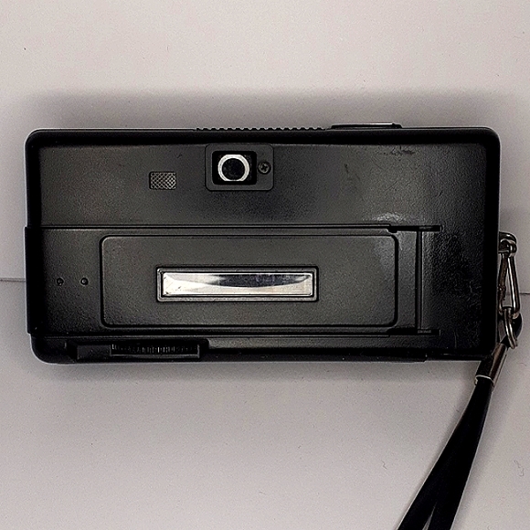 Hanimex 110 film camera Untested - Picture 5 of 10